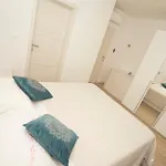 Riviera Blue With Seaview, Pool, Whirlpool, Parking And Boat Excursions 公寓 *