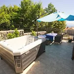 Riviera Blue With Seaview, Pool, Whirlpool, Parking And Boat Excursions
