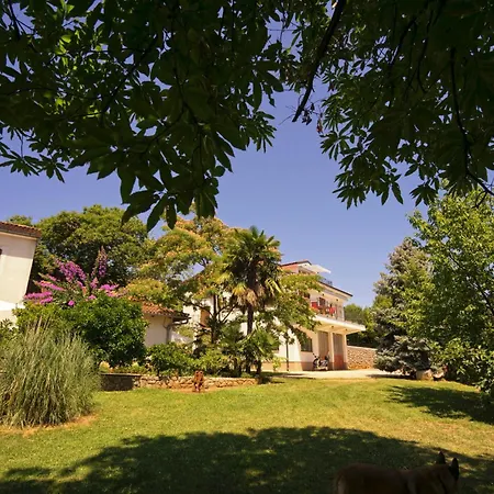 Appartement Riviera Blue With Seaview, Private Whirlpools And Parking Near Opatija