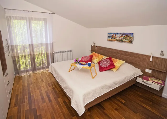 아파트 Riviera Blue With Seaview, Pool, Whirlpool, Parking And Boat Excursions Opric