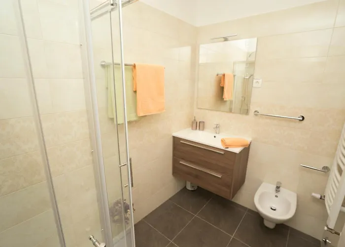 Riviera Blue With Seaview, Pool, Whirlpool, Parking And Boat Excursions * Opric