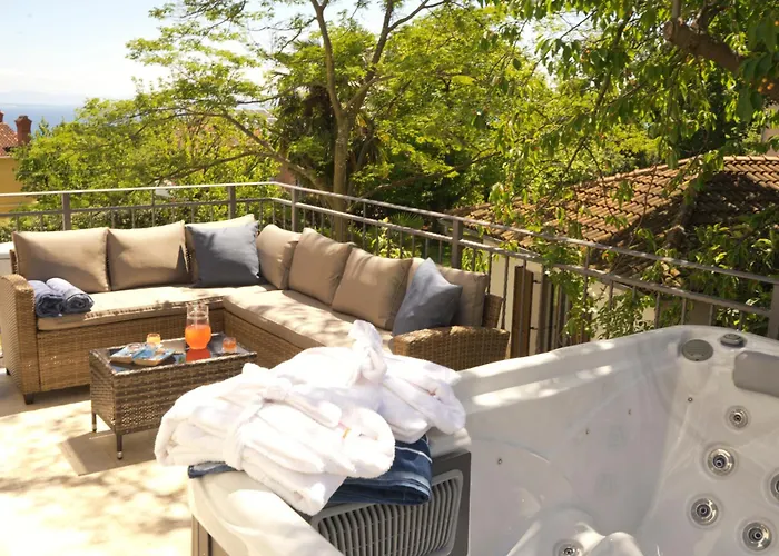 Riviera Blue With Seaview, Pool, Whirlpool, Parking And Boat Excursions 아파트 Opric