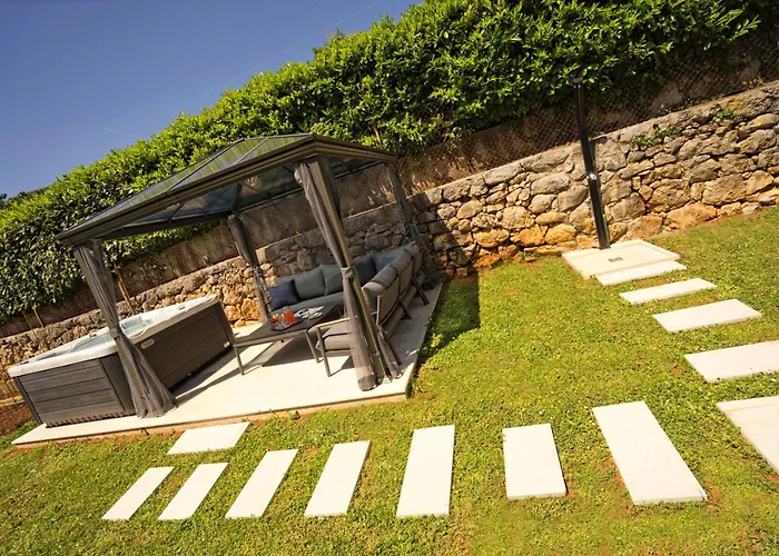 Riviera Blue With Seaview, Pool, Whirlpool, Parking And Boat Excursions * Opric