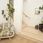 Apartman Riviera Blue With Seaview, Pool, Whirlpool, Parking And Boat Excursions