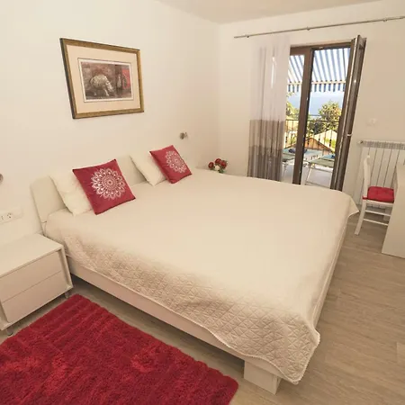 Riviera Blue With Seaview, Pool, Whirlpool, Parking And Boat Excursions Apartman Opric
