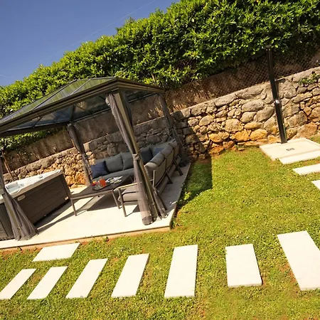 Riviera Blue With Seaview, Pool, Whirlpool, Parking And Boat Excursions * Opric