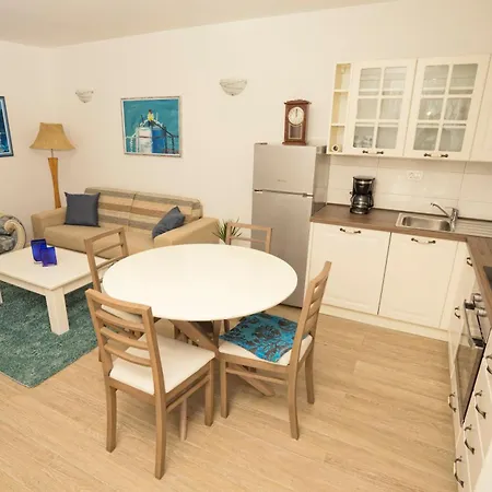 Apartman Riviera Blue With Seaview, Pool, Whirlpool, Parking And Boat Excursions Opric