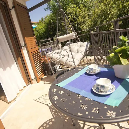 Riviera Blue With Seaview, Pool, Whirlpool, Parking And Boat Excursions Apartman