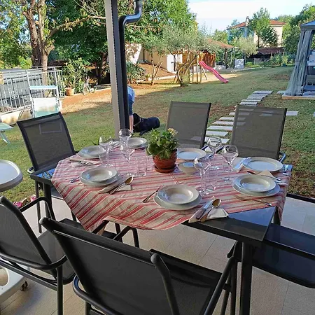 Apartment Riviera Blue With Seaview, Pool, Whirlpool, Parking And Boat Excursions Opric