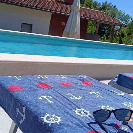 Riviera Blue With Seaview, Pool, Whirlpool, Parking And Boat Excursions Apartman *