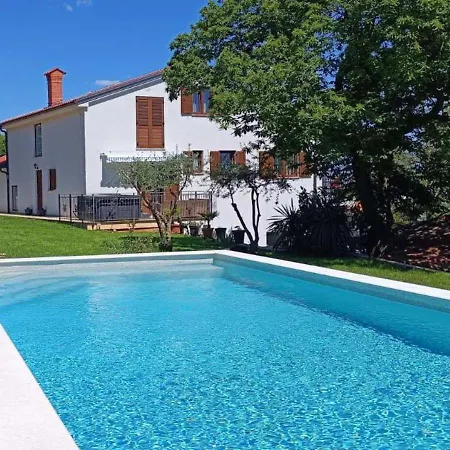 Riviera Blue With Seaview, Pool, Whirlpool, Parking And Boat Excursions Apartman Opric