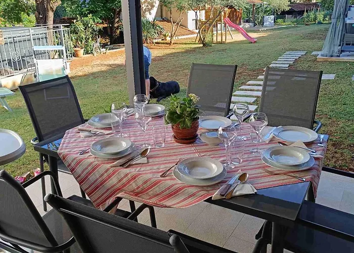 דירה Riviera Blue With Seaview, Pool, Whirlpool, Parking And Boat Excursions Opric